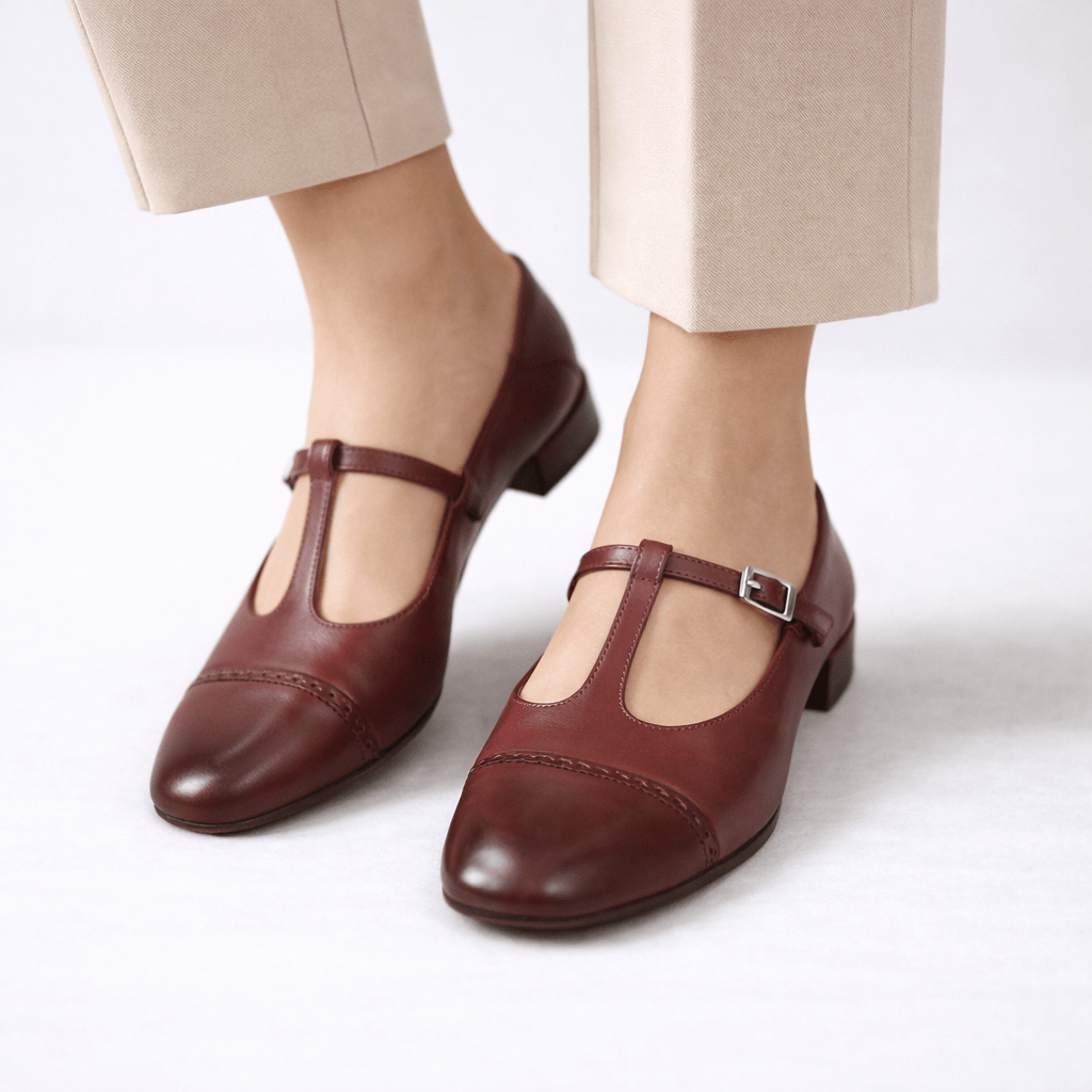 Women’s Classic Mary Jane Flats - Shoe Corners