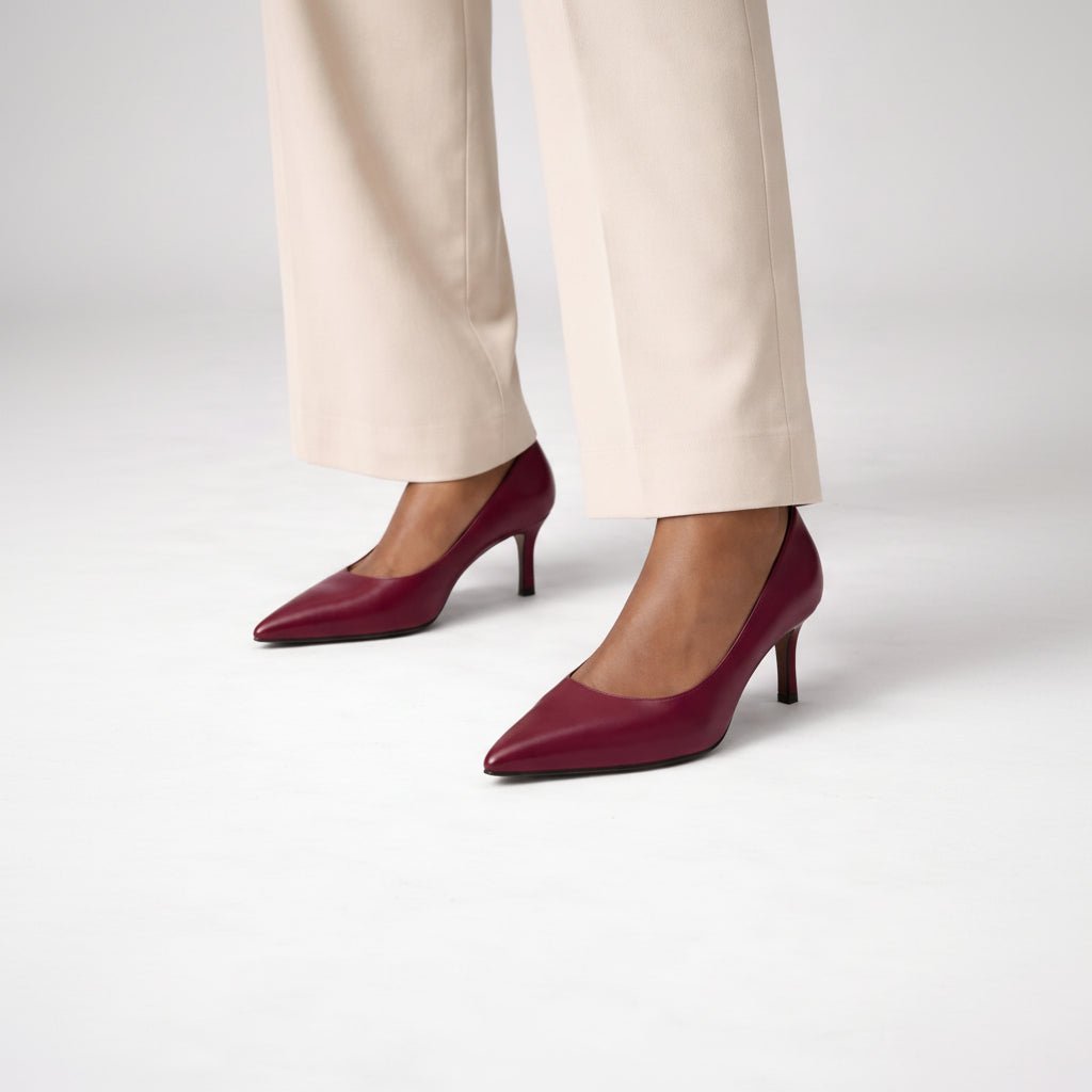 Women’s Pointed Toe Low Heel Pumps - Shoe Corners